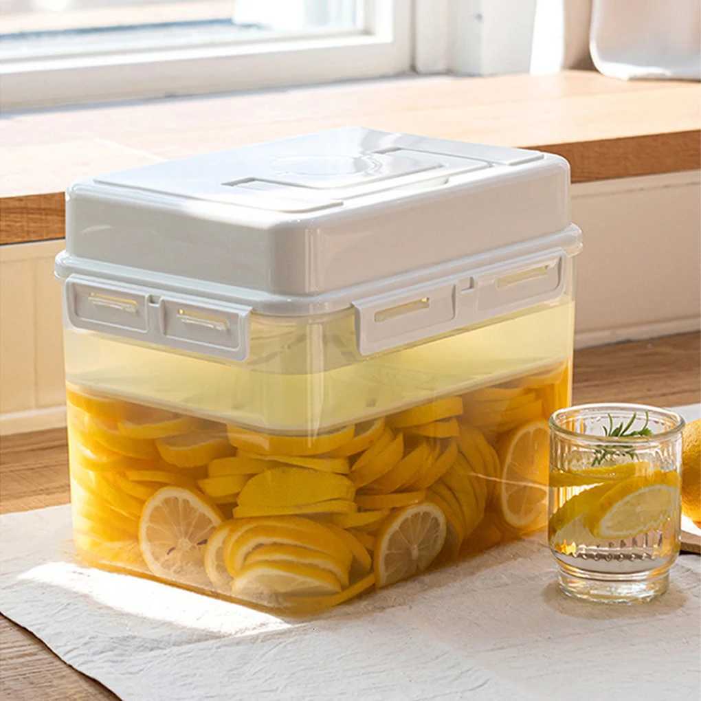 4/5L Pickle Jar with Press Plate Leakproof Kitchen Organizer Bins For Gherkin Sauerkraut Olive And Kimchi Storage Container Y251126
