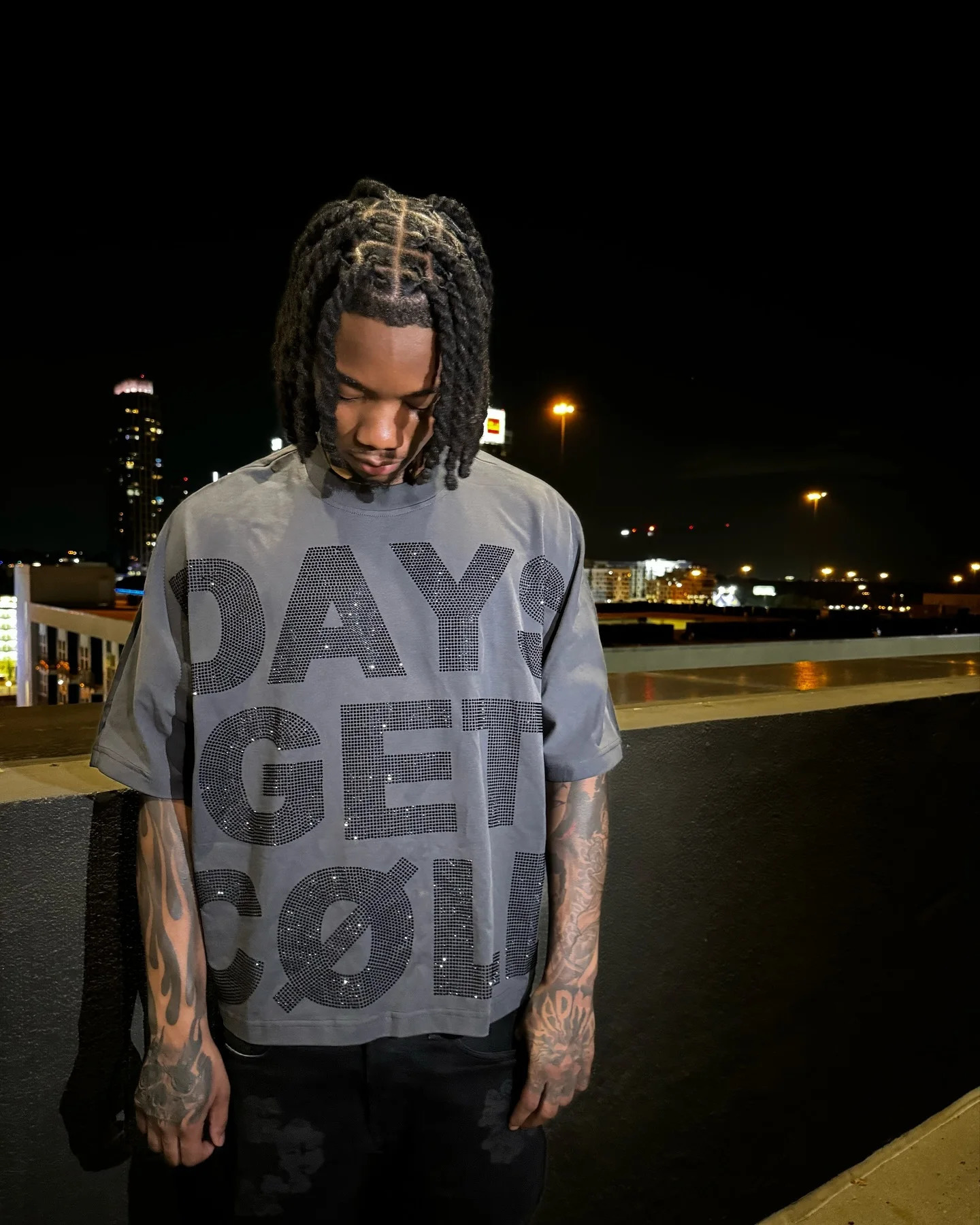 American street oversized mens T-shirt Y2K Harajuku letter pattern rhinestone short sleeved hip-hop fashion casual T-shirt 250423