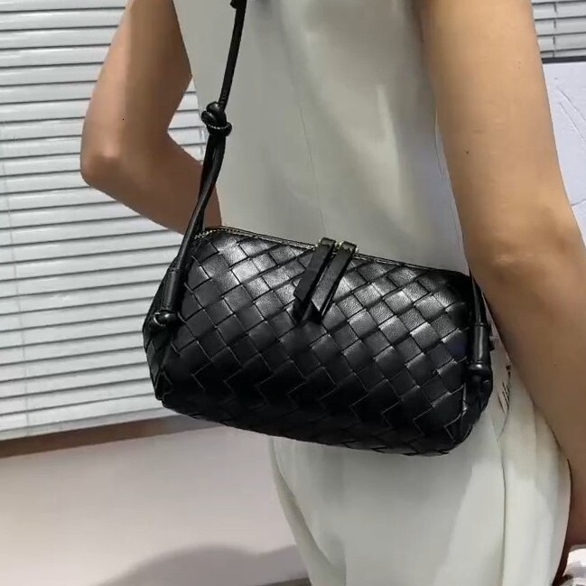 Designer Handbag Luxury Brand Trendy Woven Single Shoulder Crossbody Camera Bag Version Niche Versatile Large Capacity Handheld Small Square Bag
