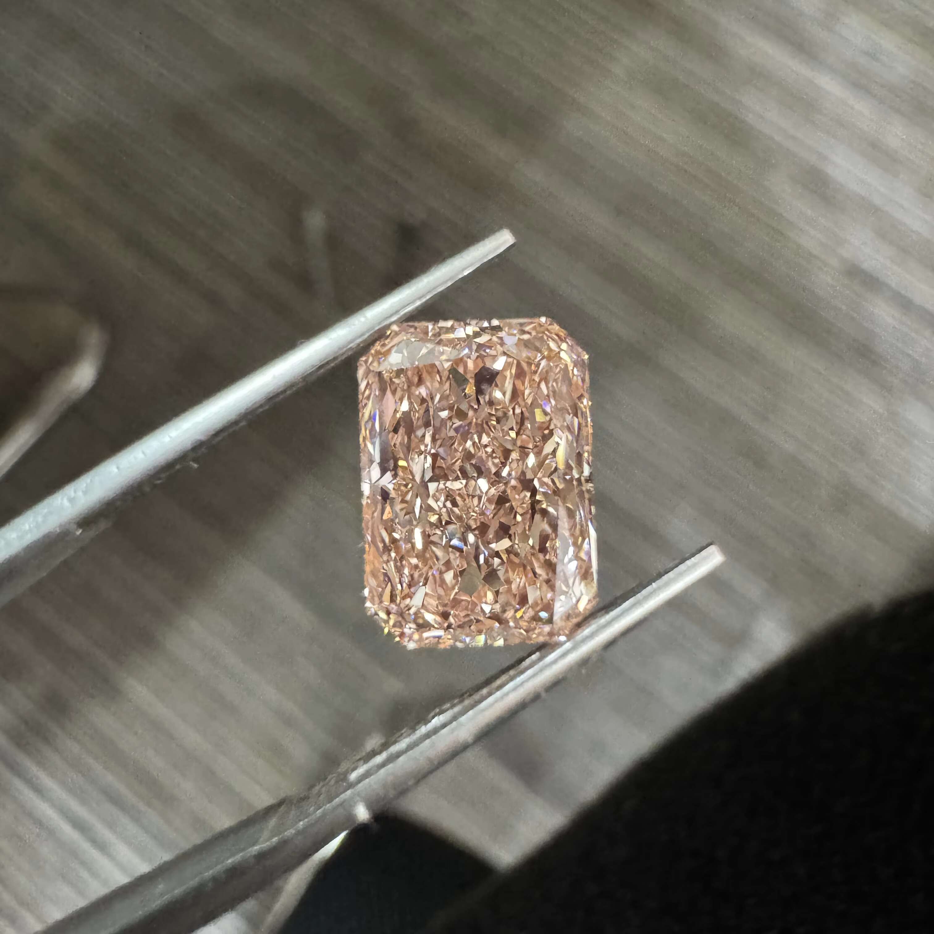 Best Price Round Oval Radiant Lab Created Diamond IGI Certified Loose Diamond Fancy Pink Fancy Intense Pink Lab Grown Diamond