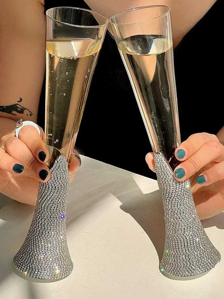 Diamond Womens Champagne mug Set with Diamond Crystal Glass High Leg Wine Cup Drink Cup Gift Wine Glass Beautiful Cups 150ml C251126