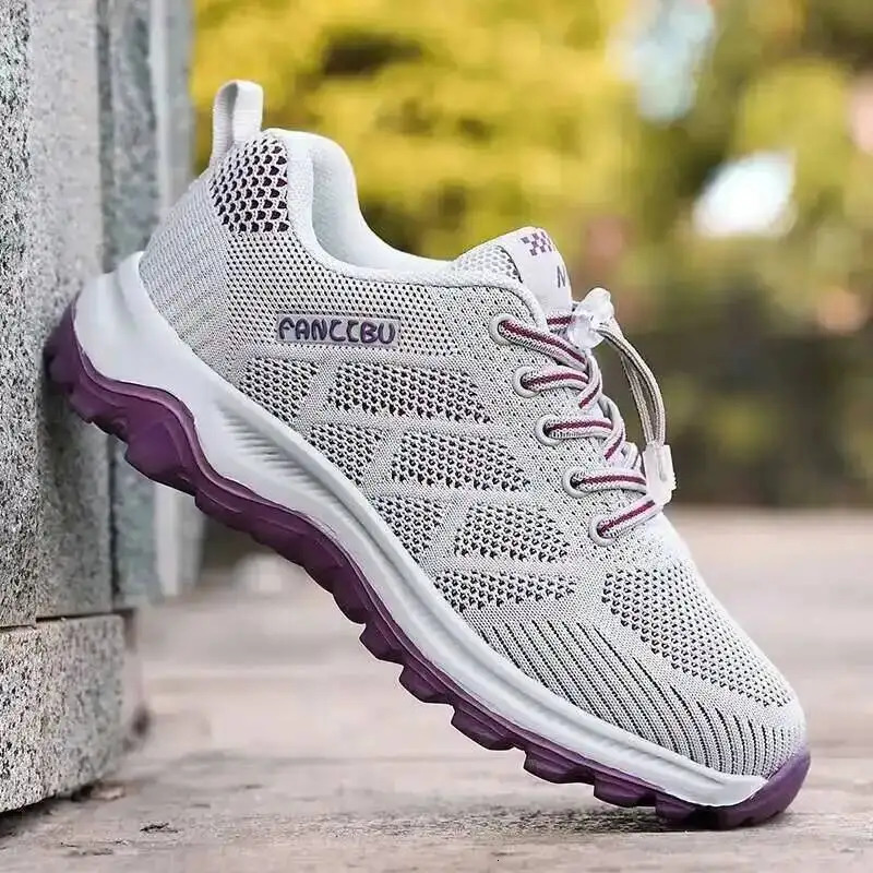 Fashion Sneakers men and women Soft Vulcanize Sneakers Shoes Mesh Summer Sneakers Women Shoes Sneakers Shoe Woman Tenis Feminino 251126