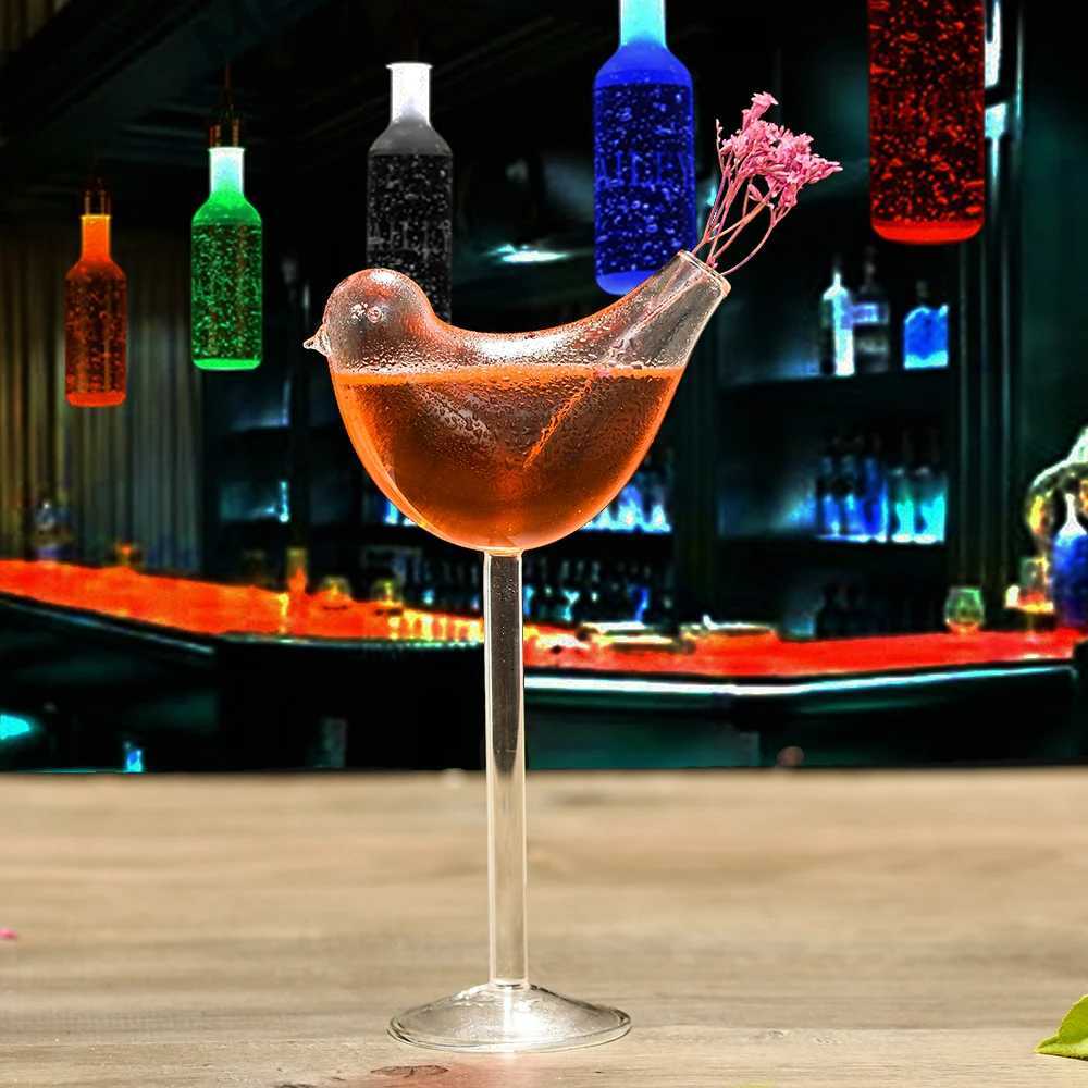 Creative Cocktail Glass Cup Height Crystal Champagne Glass Wine Glass Goblet 3D Rose Valentine Party Juice Wine Cup Bar Tool C251126