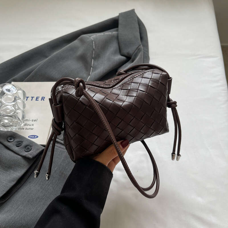 2025 New Fashion Woven Crossbody for Women, Casual Korean Style Chic Single Shoulder Pillow Bag