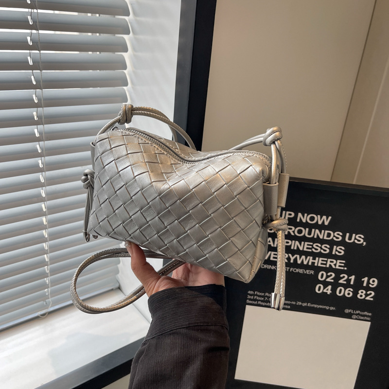 high-end woven bag handbag, niche versatile fashion crossbody bag, pillow bag, silver khaki black