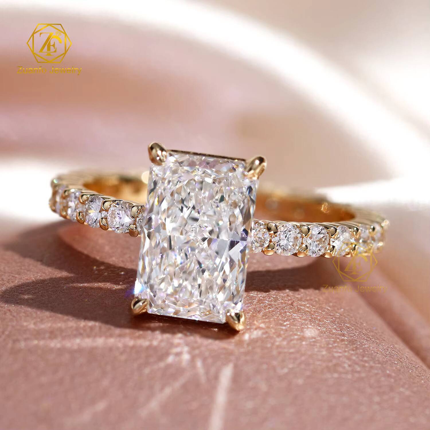 Hot Selling 1CT 15CT Radiant Cut Engagement Iced Out IGI Certified Cvd Lab Grown Created Diamond Ring 14K Gold