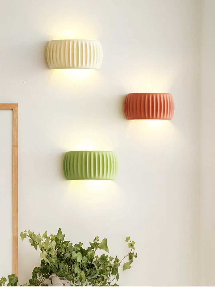 French European Wall Lamp Resin Bedroom Bedside Lamp Corridor Lamp Balcony Living Room Dining Room Simple Modern Wall Lamp M251126