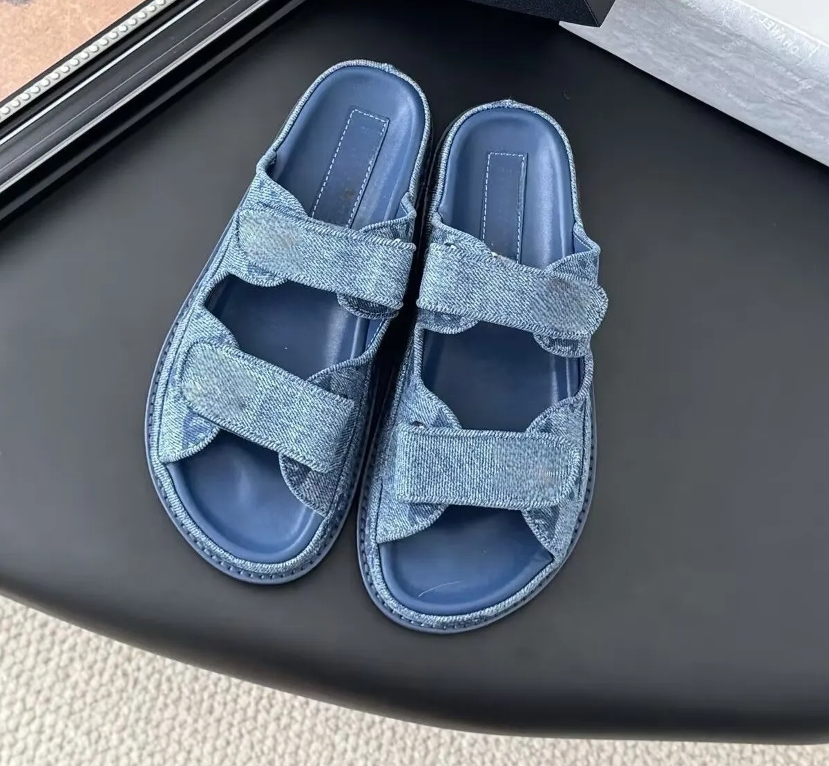 Designer Shoes Top Quality Brand High Quality New Fashion Slippers Women S Sandals Sliding Platform Beach Leisure Outdoor Lace Box Shoes