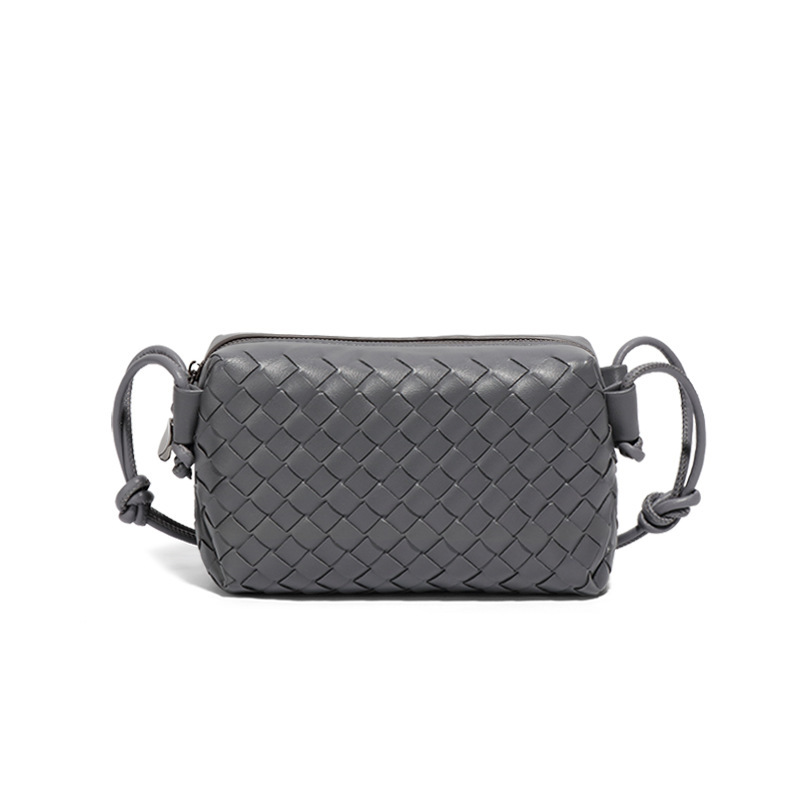 2025 New Solid Color Knitted Shoulder Bag Fashion Handbag Trendy Small Square Bag Compact Large Capacity Diagonal Cross Women Bag
