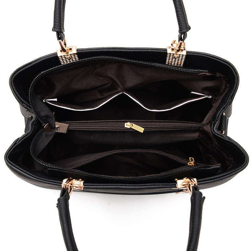 Girl Spring Fashionable Women's Handbag Single Shoulder Crossover Simple Fashion Crossbody Bag 2025 Versatile Style New Trendy Clothing Ins