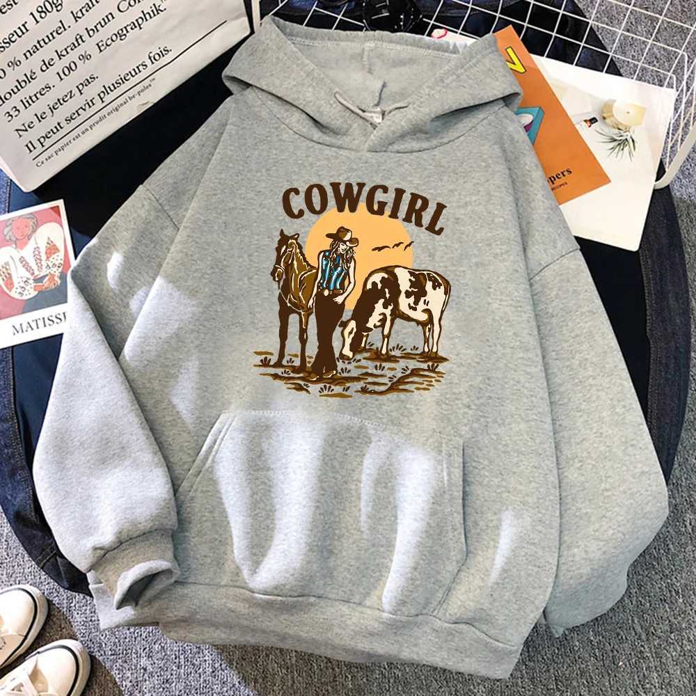 The Cowgirl And Her Cow And Horse Live In The West Hoody Woman Hip Hop Street Hoodies Crewneck Pocket Clothes Loose Pullover J251136