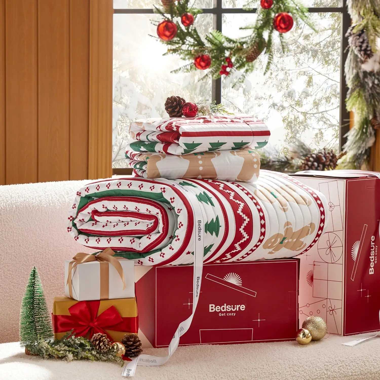 Christmas Christmas Quilt Set King Red Quilt for King Size Bed Gingerbread Man Striped Printed Pattern Christmas Bedding Set Soft Microfib Y251126
