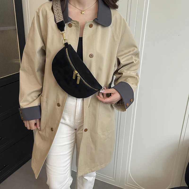 Woman Chest Packs 2025 New Faux Suede Waist Bag Street Trend Fanny Pack Simple Belt Bag Designer Female Shoulder Crossbody BagsT251126