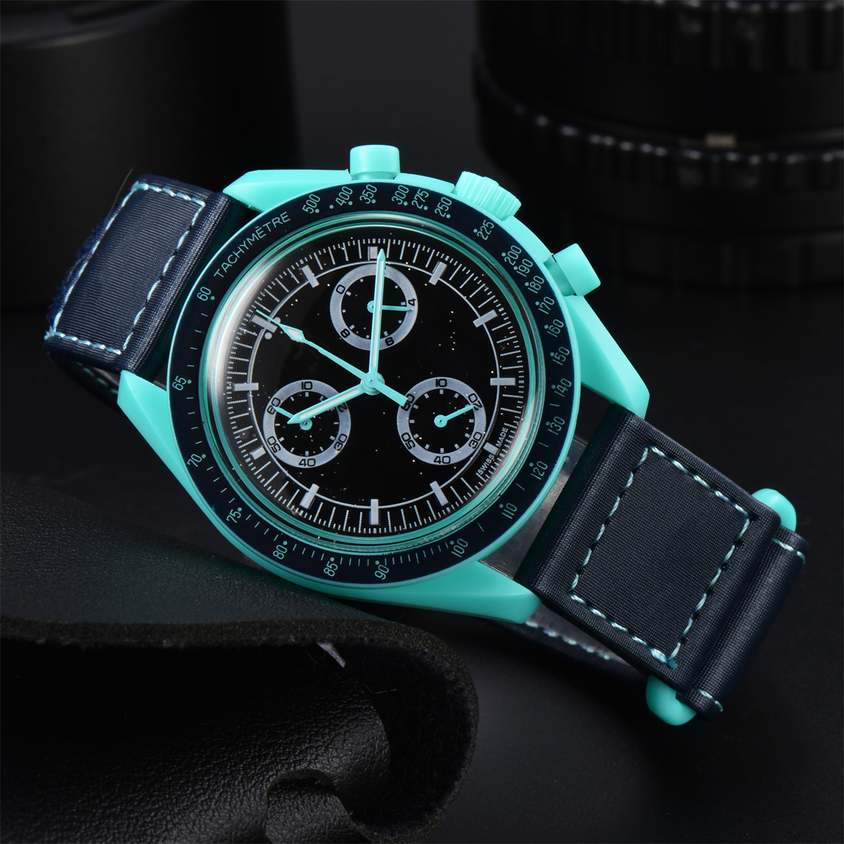 New High-quality multi-functional planetary series luminous space wristwatch is suitable for both men and women as a couple's wristwatch 02.