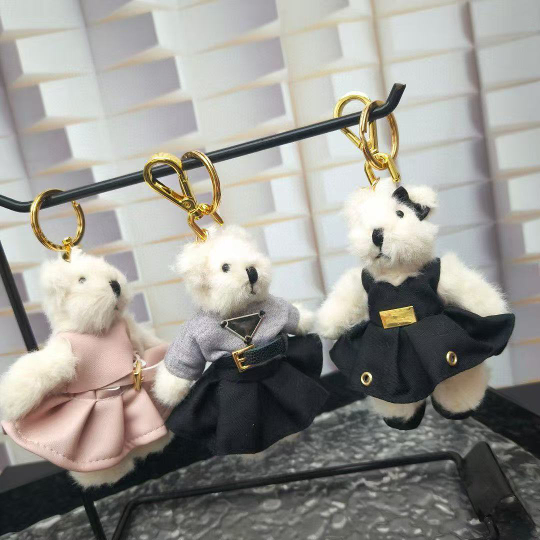Trench Coat Teddy Bear Keychain Designer Bag Charm Women Mens Luxury Cute Plush Doll Thomas Bear Keyring Charm Classic Fashion Key Chains Key Holder