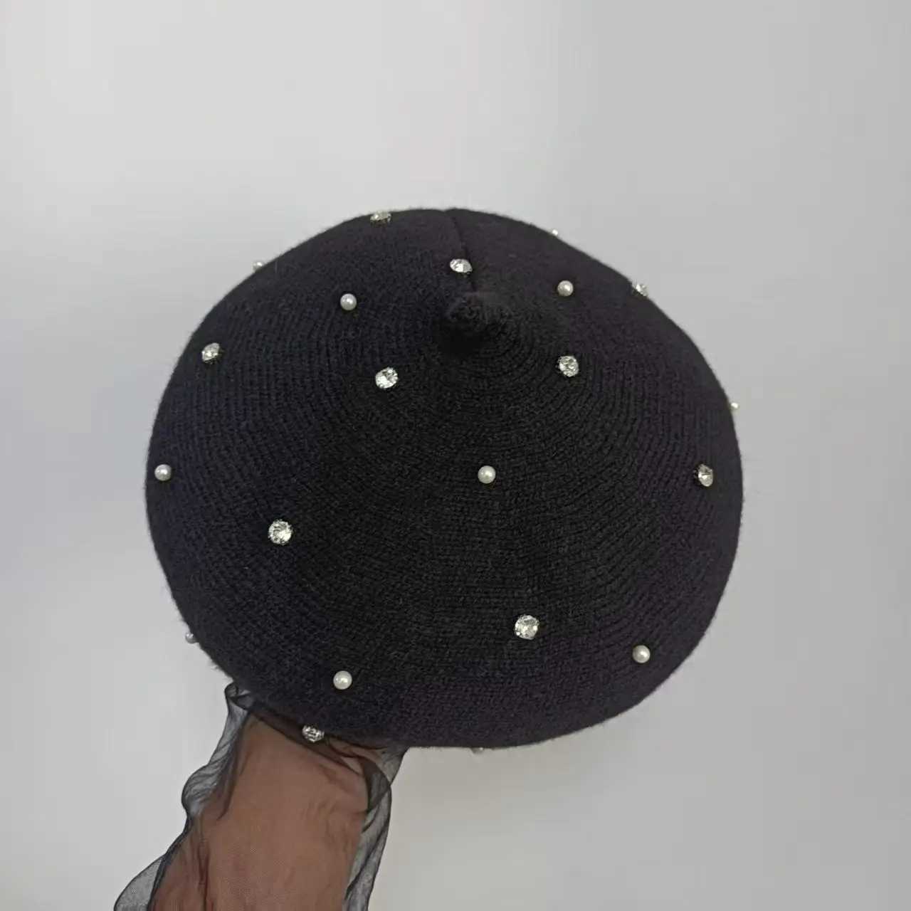 Winter Rhinestone Berets Hat for Women New Wool Woven Thickened Warm Painter Caps Retro Knitted Mushroom Hats for Girl MAXSITI U J251125