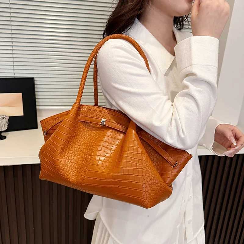Black Brown Design Large PU Leather Hobo Underarm Bags Lady Winter Shoulder Bag for Women 2025 New Trend Y2K Handbags and Purses H260425