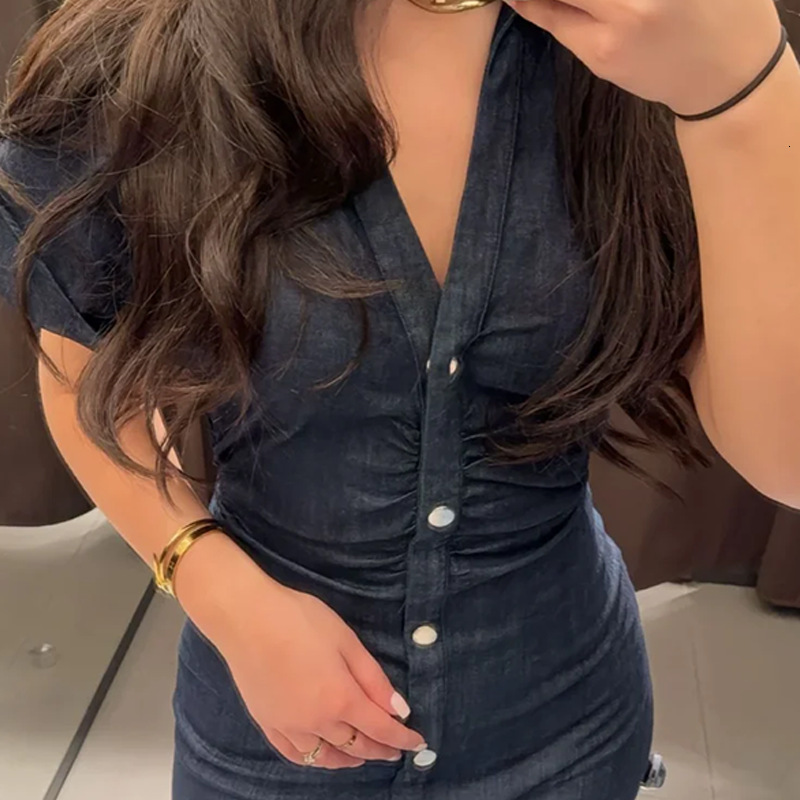 2025 new women's clothing style elegant, fashionable, sexy, slim fit single breasted dress for women