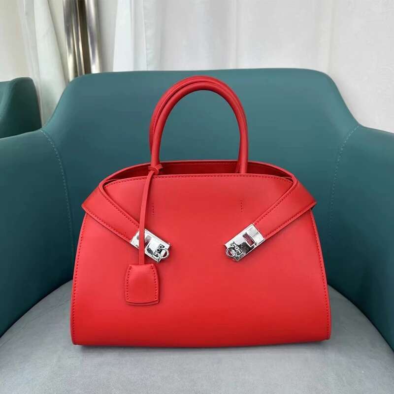 Designer Bag Genuine Handbag Hug Pillow Top Layer Leather Advanced Feeling 2025 New Model Fashion Temperament Boston Bag
