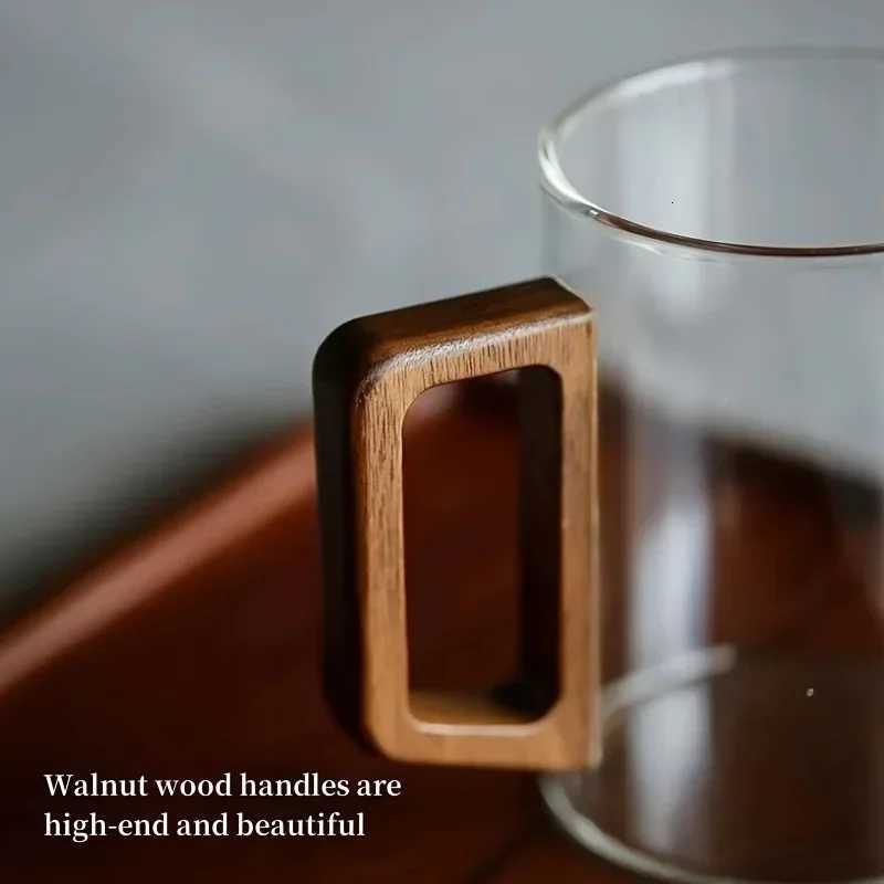 1/2pcs 400ml Glass Cups with Walnut Handle Household Heat-resistant Mug Large Capacity Tea Making Cup Office Drinking Glasses C251126