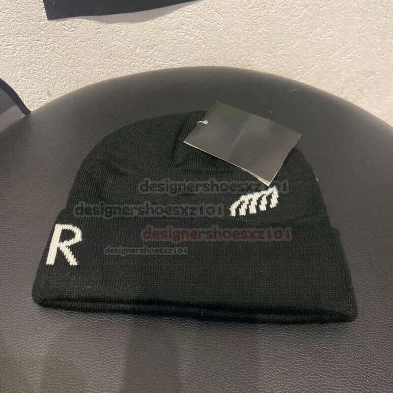 Winter Arc Cashmere… - image