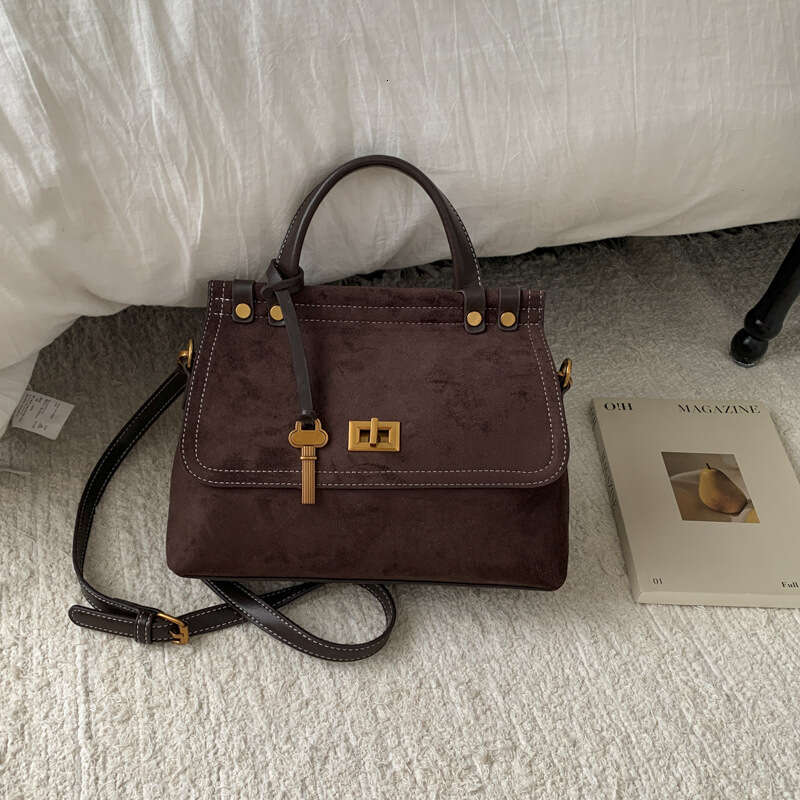 Large Capacity 2025 New Matte Fashion Retro Leather Single Shoulder Crossbody Bag Women's Handbag