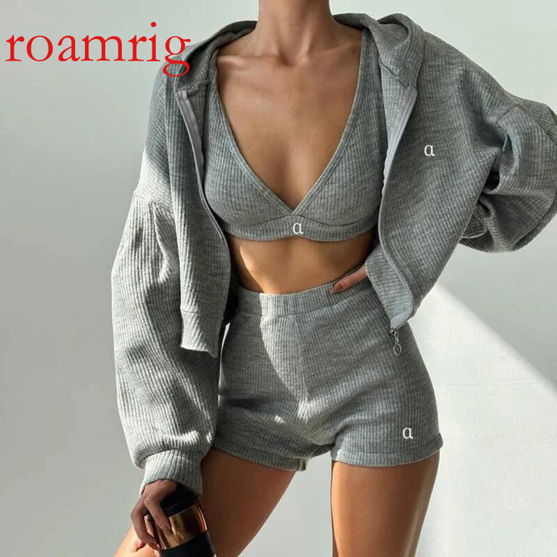 121 Yoga Top Sweatshorts Hoodie Three Pcs Set Women Sport Suit Knitted Zipper Hooded Cardigan Sweatshirt V-neck Triangular Cup Chest High