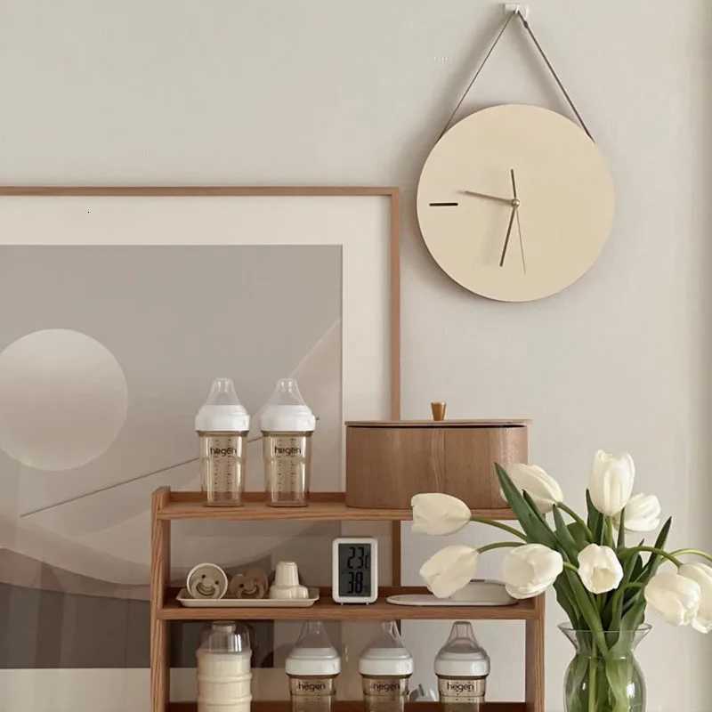 Japanese style Wooden Wall Clock Minimst Wood Silent Mute Clocks Bed Room Quartz Watch Furniture Hanging Ornaments Photo Prop C251126
