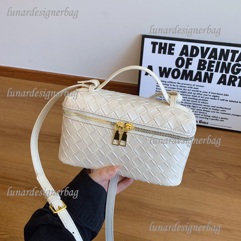 Luxury Brand Designer Bag 2025 New Diamond Box Bag Woven High-End Feel Single Shoulder Crossbody Bag
