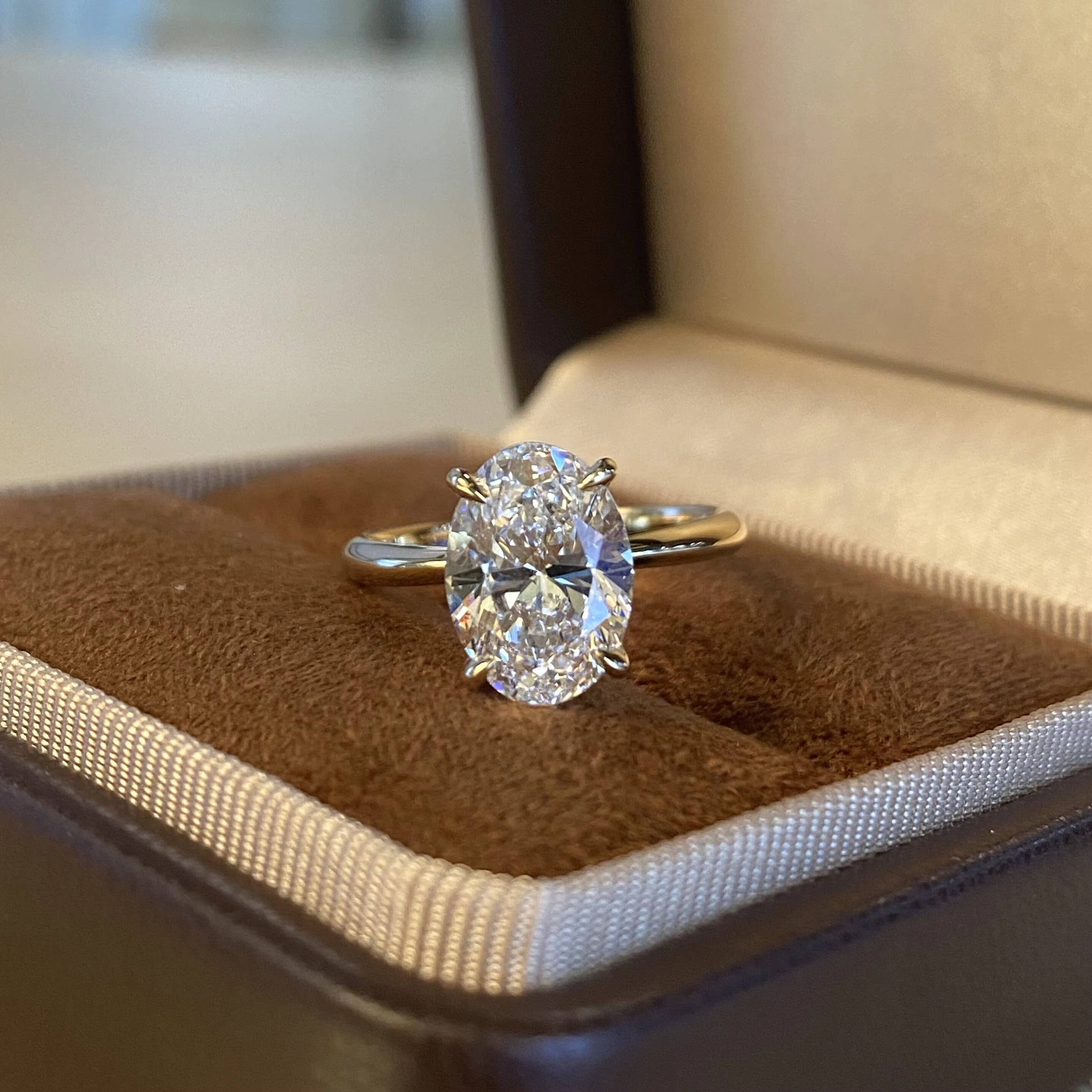 Stars Oval Cut Lab Grown Diamond IGI Certified 18K Solid Gold Pigeon Handmade Engagement Ring for Women