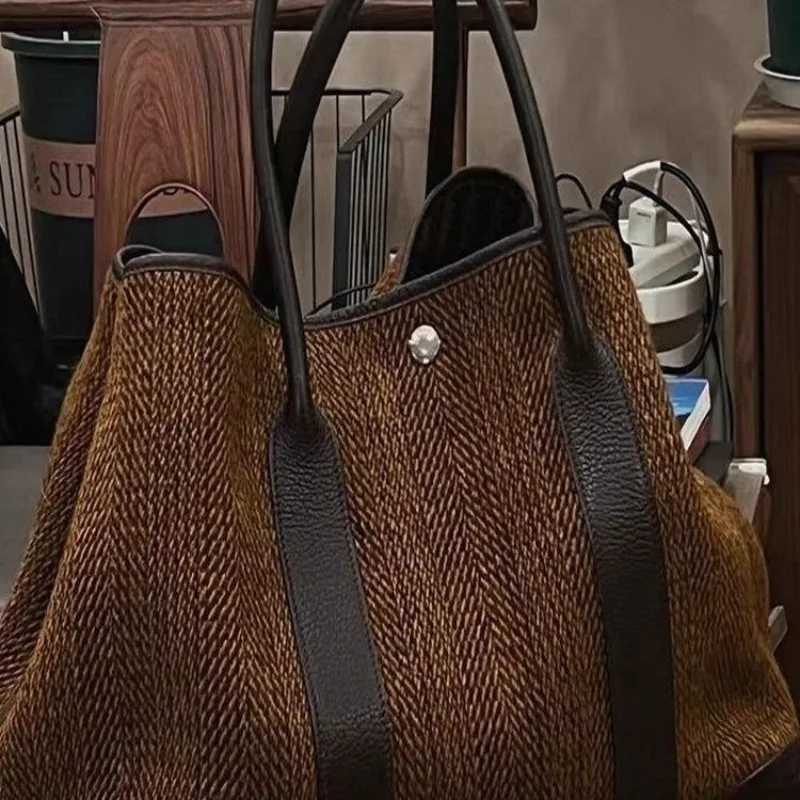 Designer Fiable Tote Bags for Wan Shoder Bags Portable Simple Versatile Shopping Bags Class Bag for Girl Designer Bag Sac Y251125