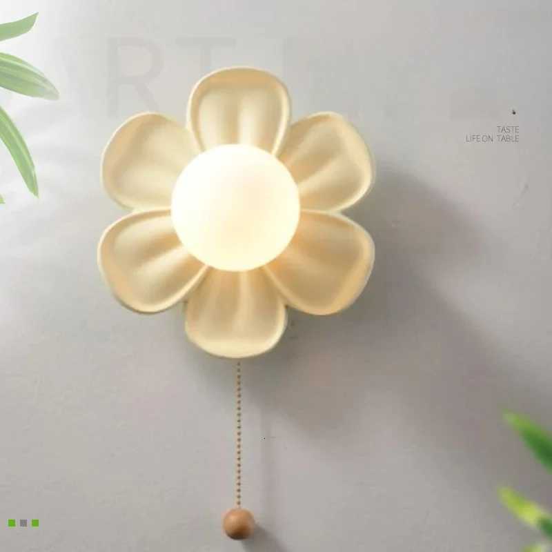 Modern Minimalist Cream Petals Resin Flower Wall Lamp Bedroom Study LED Bedside Lamp Warm Corridor Hallway Balcony M251126