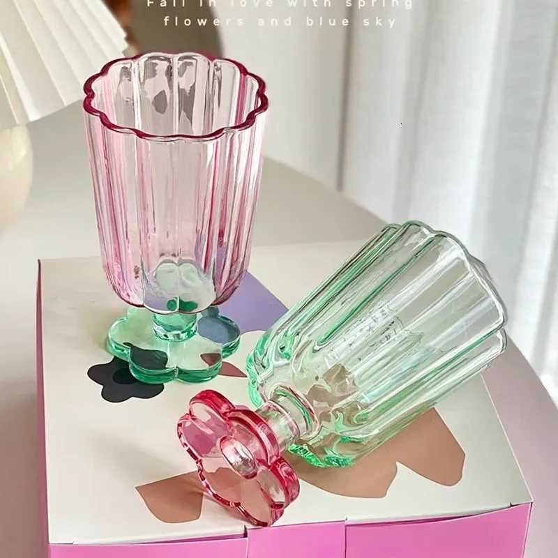 250ml French Style Glass Cup Flower Shaped Wine Glass Cute Boba Tea Drinking Glass Home Bar Drinkware Summer Holiday Gifts C251126