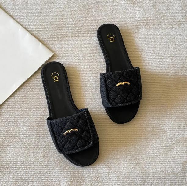 paris new style Women slides Designer Sandals lambskin Slippers Leather Summer Flat fashion Slipper Weaving shoe upper beach woman Slippers Size 35-42 paris Shoes