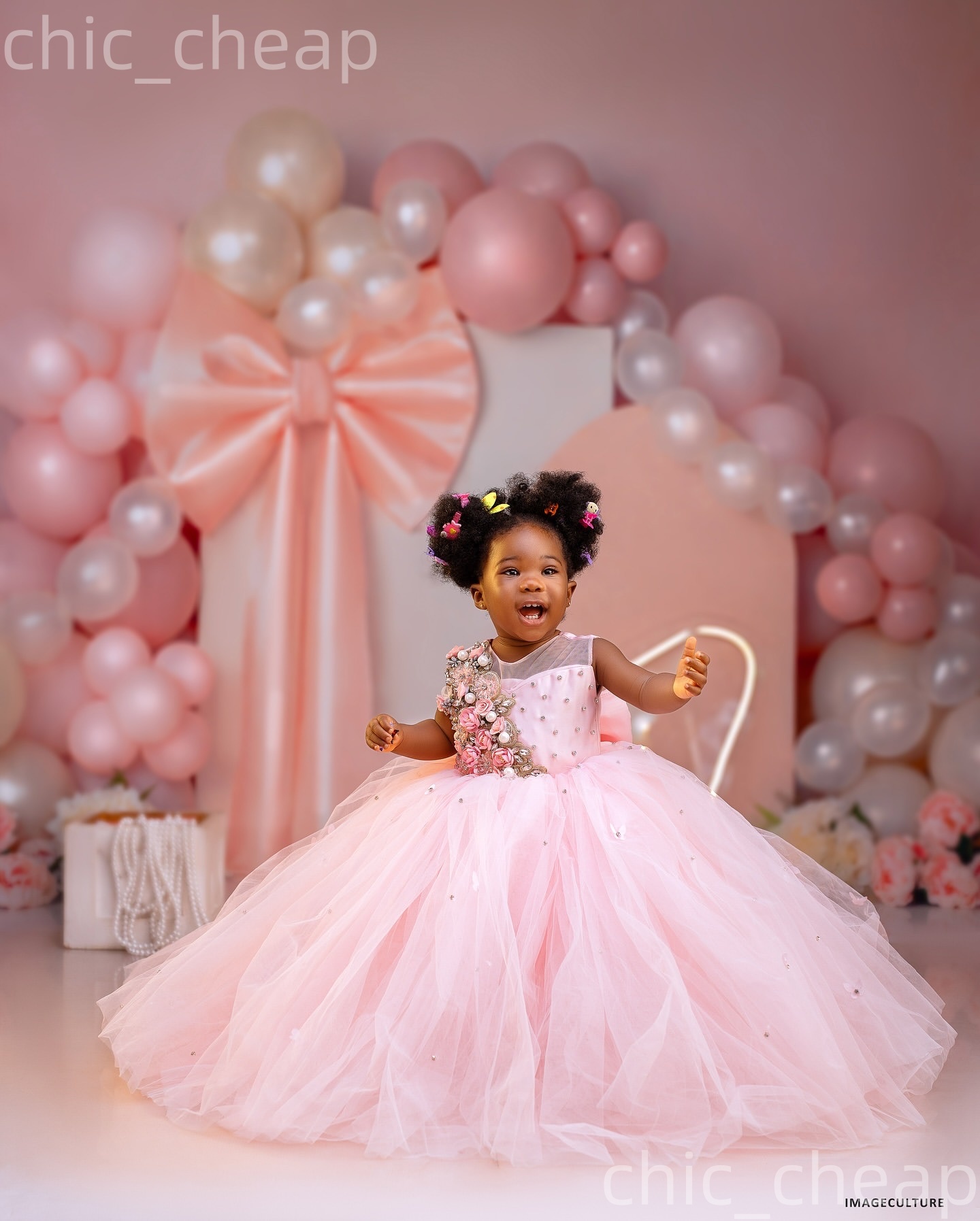 2026 Pink Ball Gown Flower Girl Dresses Sheer Neck Flowers Crystals Tulle Little Girl Christmas Peageant Birthday Christening Tutu Dress Gowns ZJ4275