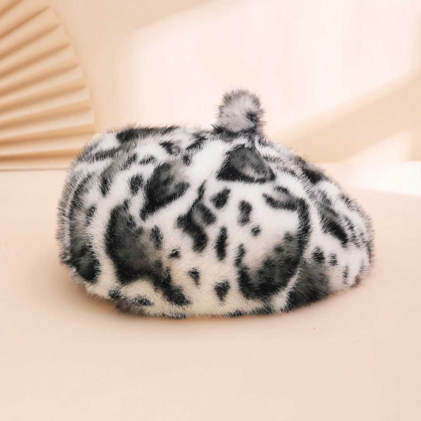 Trendy and fashionable leopard print plush octagonal beret with top versatile pumpkin hat for autumn and winter atmosphere J251125