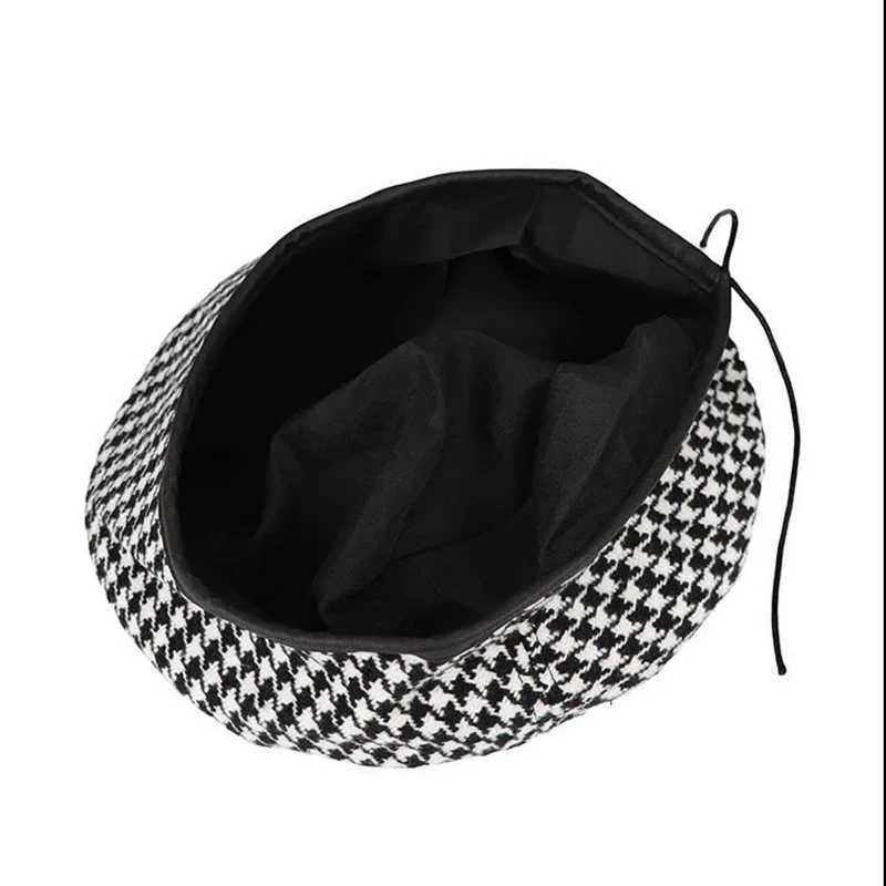 Black and White Plaid Beret Women French Berets Fashion Caps Female Houndstooth Berets Girls Beanie Hat With Adjustable Rope J251125