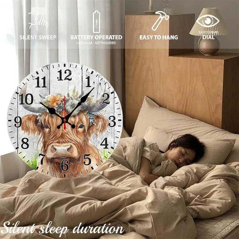 Scottish Highland Cow Wooden Round Silent Hanging Wall ClockSuitable For Living RoomOfficeStudy RoomBedroomHome Decoration C251126