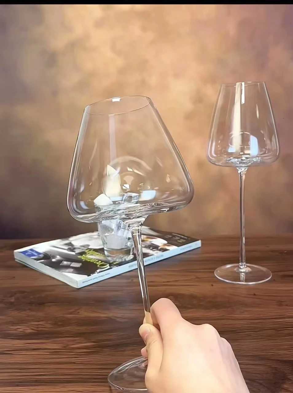 720ml Large European Wine Glasses Burgundy Clear Red Wine Glasses High Value Crystal Glass Grape Champagne Glasses High Capacity C251126