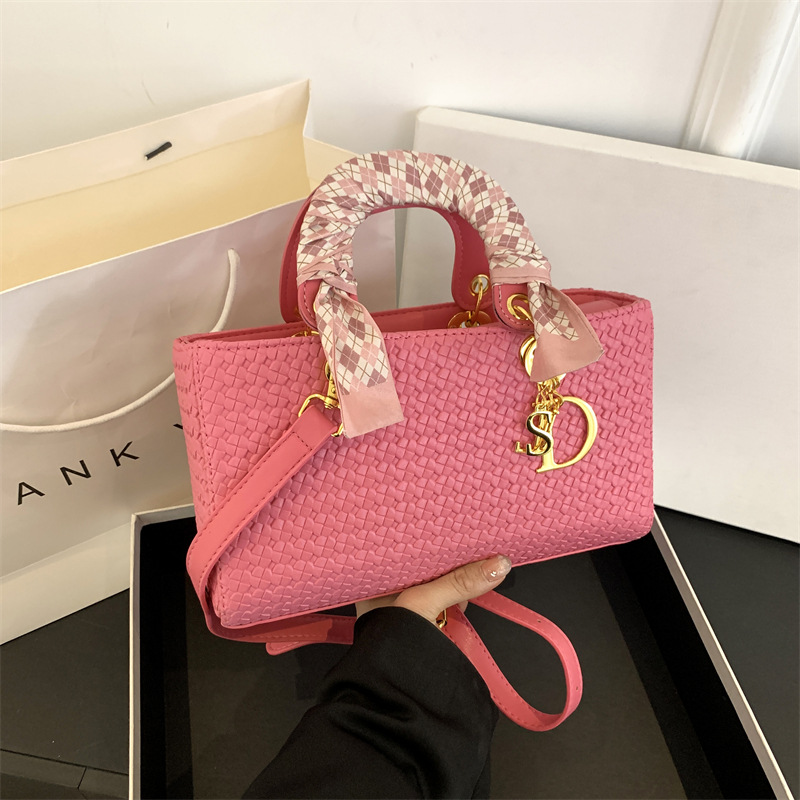 Elegant Silk Braided Lady with Chain Strap - Versatile 2025 Designer Tote/Crossbody Bag for Women