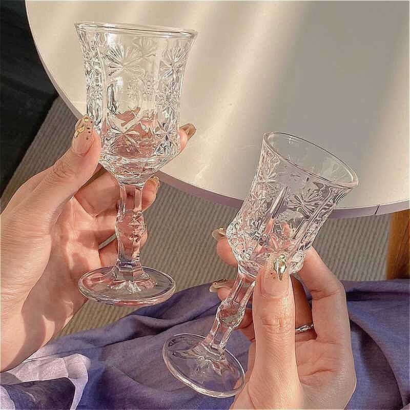 50ml/100ml Creative Carved Wine Glass French Style Champagne Glass Party Goblet Bar Elegant Red Wine Glass Exquisite Glassware C251126