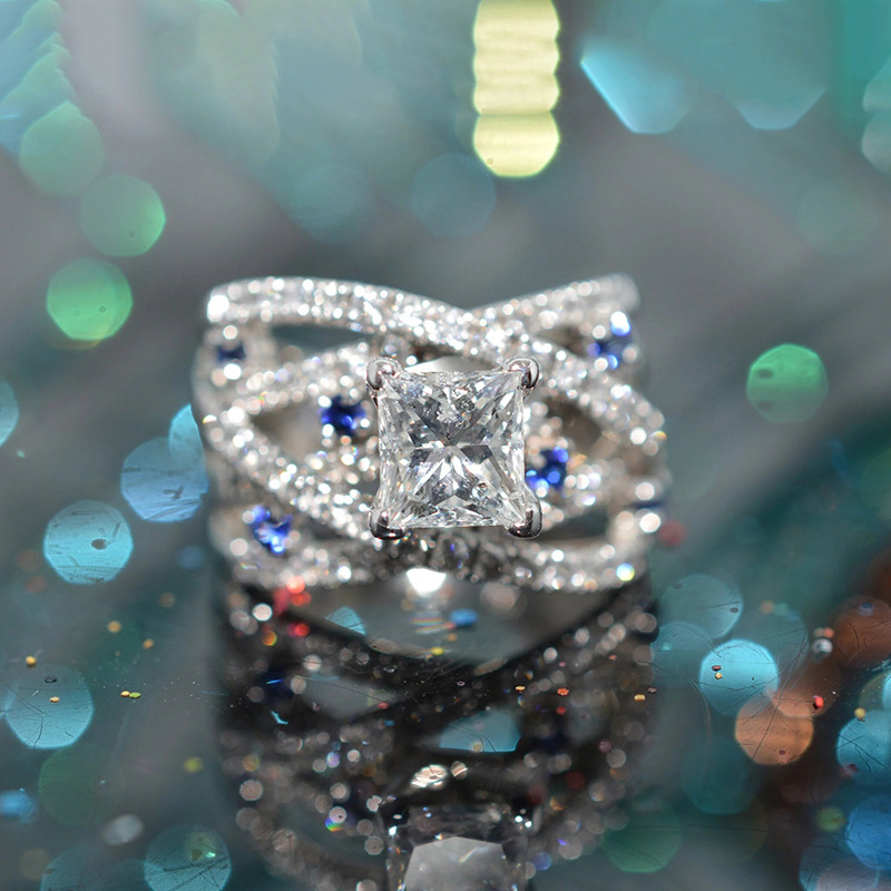 2025 CHoucong Sparkling Wedding Rings Vintage Jewelry 18K White Gold Fill Princess Cut 5A Cubic Zircon CZ Diamond Gemstones Party Eternity Women Bride