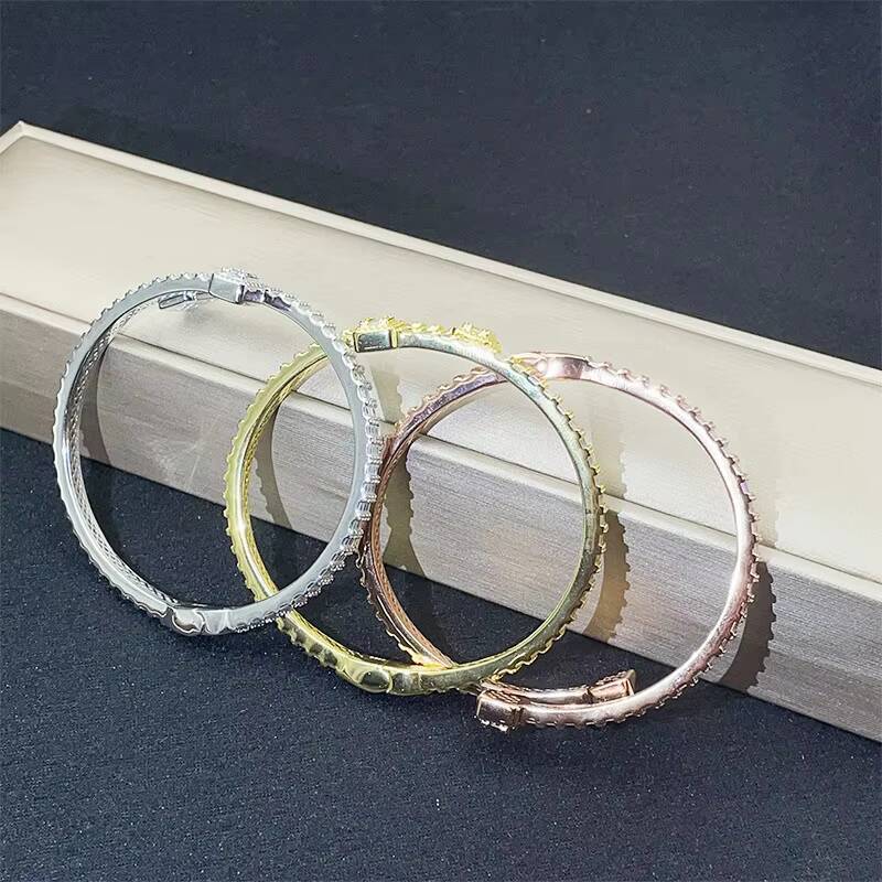 Hip Hop Jewelry 925 Sterling Silver Iced Out VVS Baguette Moissanite Bracelet T Square Diamond Cuban Link Bangles for Women Men