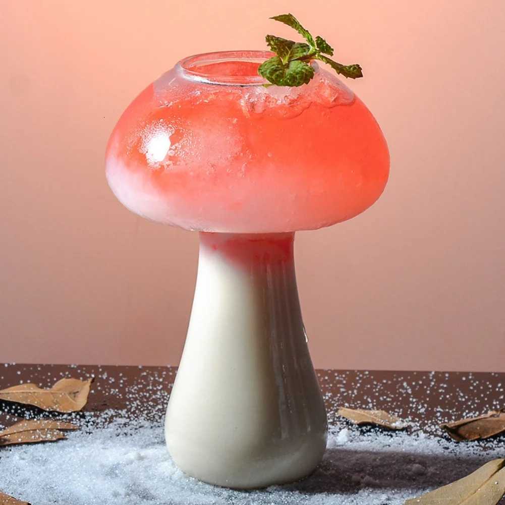 280ml Cute Mushroom Cocktail Glass Cup Clear Wine Glasses Cup Coffee Cups Drinkware Bar KTV Thickened Glass Cup Juice Cup C251126