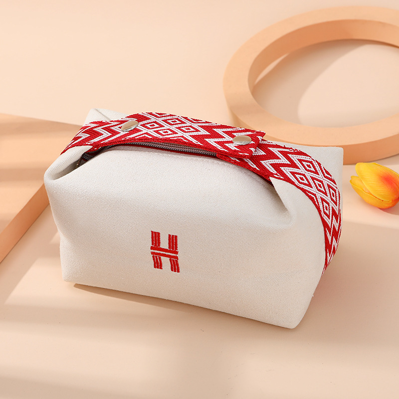 Canvas makeup pouch, luxurious waterproof cosmetics bag, large-capacity toiletry bag, portable storage pouch, travel toiletry organizer, essential car