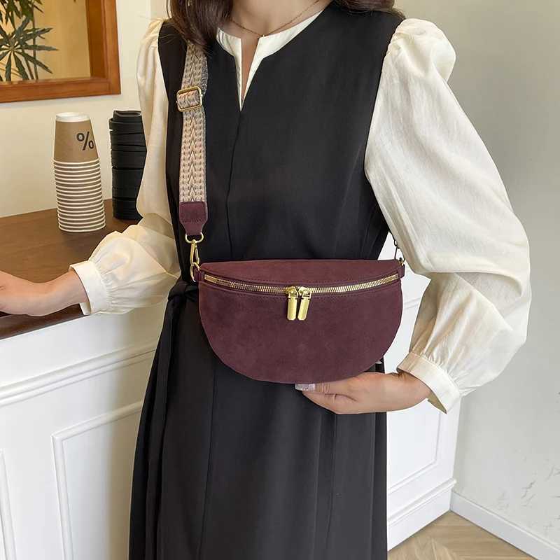 Woman Chest Packs 2025 New Faux Suede Waist Bag Street Trend Fanny Pack Simple Belt Bag Designer Female Shoulder Crossbody BagsT251126