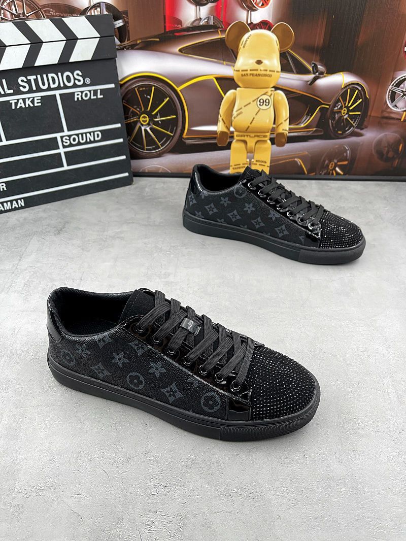 Free shipping designer shoes Versatile classic fashionable breathable soft-soled leather low-top casual sneakers for mens size 38-44