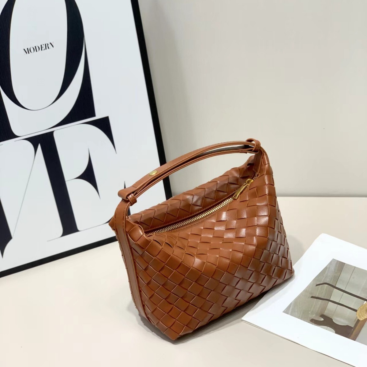 Luxury Designer Handbag Cross-border Fashion Multifunctional Woven Bag New Retro Designer Bag Fashionable Armpit Bag Shopping Basket Women's Bag