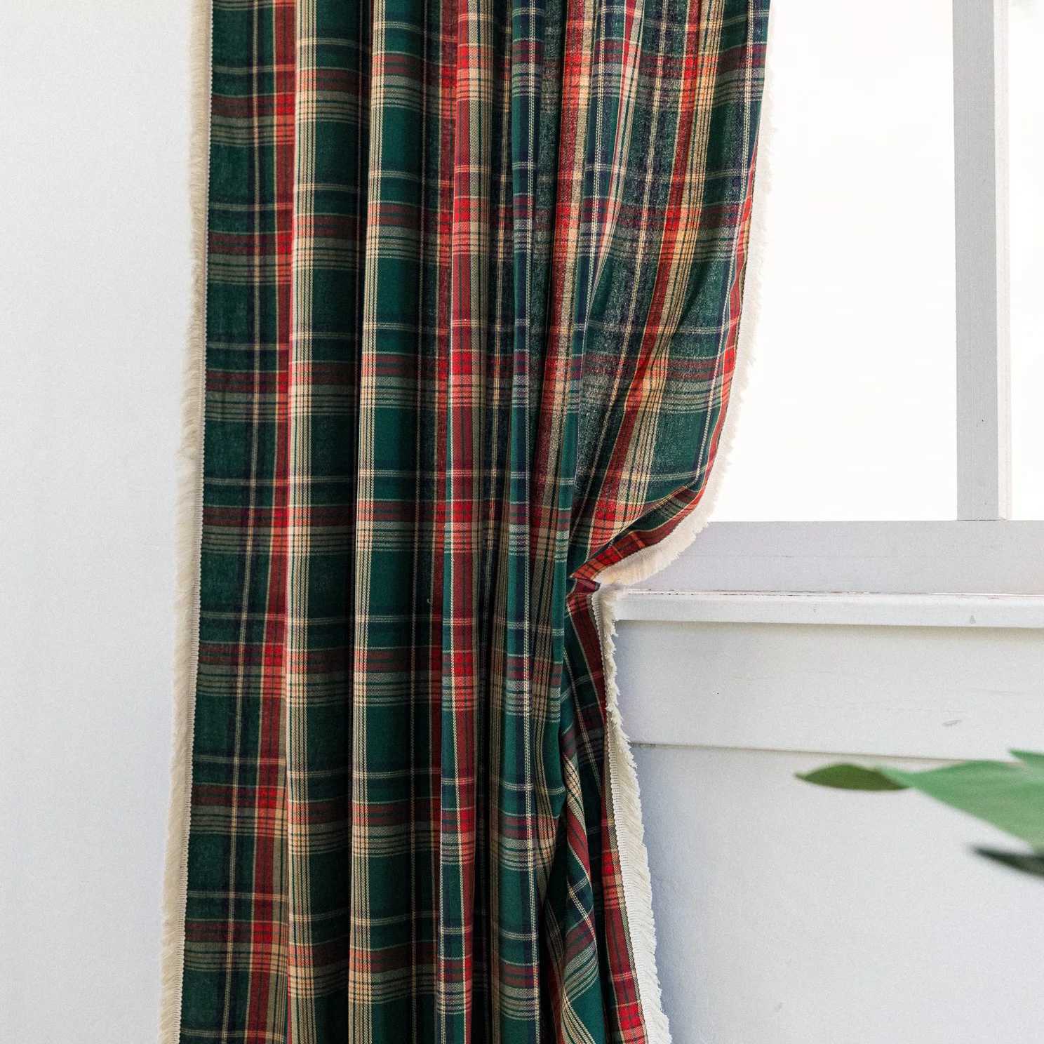Christmas Green Plaid Curtain Scottish Tartan Striped Xmas Decor Window Curtain Rod Pocket Light Filtering Farmhouse Drape for Living Room Y251126
