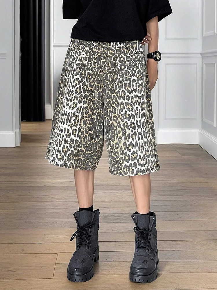 Fashionable Harajuku Summer Hip Hop Leopard Paint Plus Size Sports Pants Mens Straight Leg Trouser Sports Wide Leg Shorts 250423
